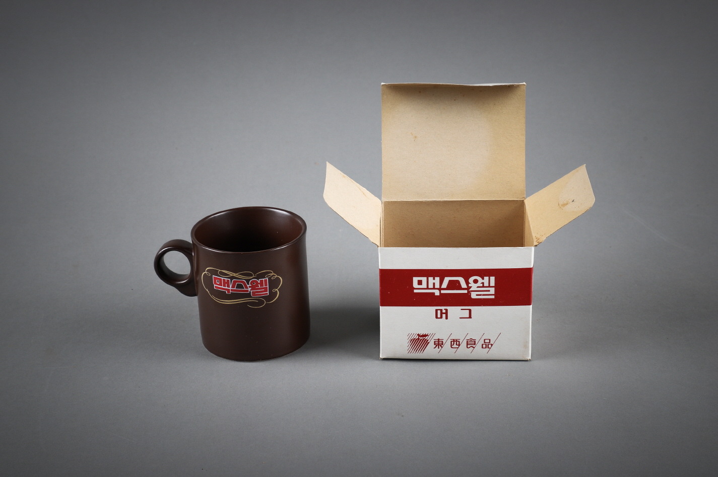 동서식품 제조 맥스웰 하우스 기념 컵 이미지
